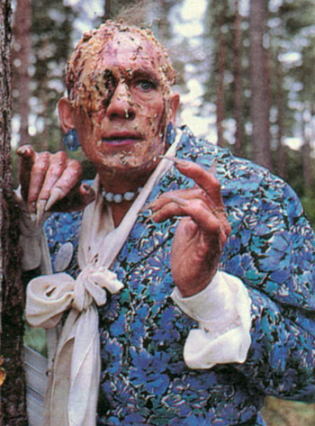 Lopakhin (Ian McKellen), Firs (...