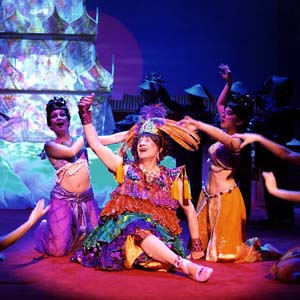 2005, ALADDIN: Widow Twankey (Ian McKellen)  - Photo by Manuel Harlan
