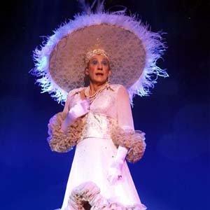 2005, ALADDIN: Widow Twankey (Ian McKellen)  - Photo by Manuel Harlan