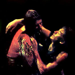Lightborn (Robert Eddison) and Edward (Ian McKellen)