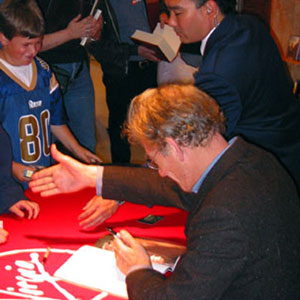 2002, THE LORD OF THE RINGS: THE FELLOWSHIP OF THE RING: At Virgin Megastore Hollywood, 9 March 2002  - Photo by Keith Stern