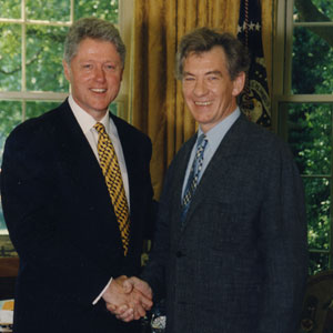 President Bill Clinton and Ian McKellen meet in the White House
