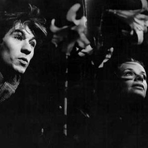 1965, A LILY IN LITTLE INDIA: Last scene, with Jill Bennett  - Photo by Anthony Crickmay