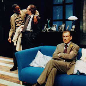 Rhashan Stone (Roland Maule), Timothly Walker (Henry), Ian McKellen (Garry Essendine)