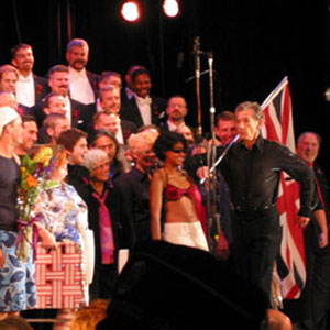 2002, SAN FRANCISCO PRIDE: On stage with the Gay Mens Choir, San Francisco, 27 June  - Photo by Keith Stern