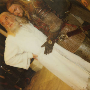Ian McKellen and Karl Urban on set