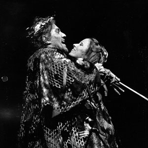 1974, DR FAUSTUS: Duchess of Vanholt (Jean Gilpin) and Faustus (Ian McKellen)  