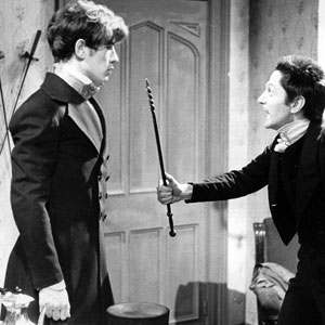 Go on, hit me! David Copperfield (Ian McKellen) and Uriah Heep (Colin Jeavons)