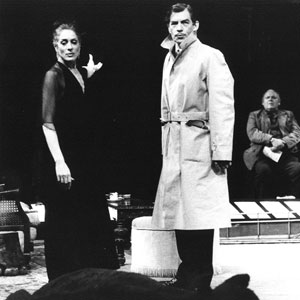 1985, THE REAL INSPECTOR HOUND: Lady Cynthia Muldoon (Eleanor Bron), Inspector Hound (Ian McKellen), Birdboot (Roy Kinnear), Noon (Edward Petherbridge)  - Photo by John Haynes