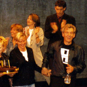 25 May 1997, Surprise birthday party onstage at LA Theatre Works following performance: Kathy Bates, Jeff Burckhardt, Anne Heche, Emma Thompson, Ellen Degeneres, Annette Bening, Gregory Cooke, Ian McKellen
