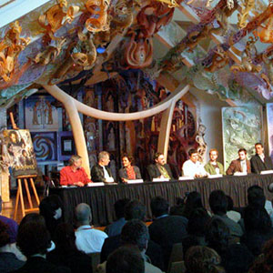 2003, THE LORD OF THE RINGS: RETURN OF THE KING: Press conference at Te Papa museum, Wellington NZ (l to r: Barrie Osborne, Ian McKellen, Orlando Bloom, John Rhys-Davies, Sean Astin, Billy Boyd, Elijah Wood, Richard Taylor, Mark Ordesky)  - Photo by Keith Stern