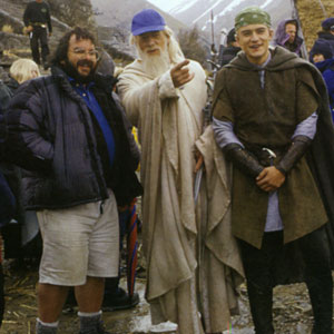 Peter Jackson, Ian McKellen and Orlando  Bloom on the Edoras set