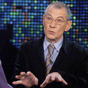 2004, THE LORD OF THE RINGS: RETURN OF THE KING: On the Larry King Show, February 2004.  - Photo by AP Photo/CNN Rose M. Prouser
