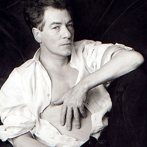 1986,   I feel a right tit  - Photo by Annie Liebovitz