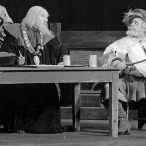 1959, HENRY IV PART 2 (Cambridge): Shallow (Ian McKellen) and Falstaff (Clive Swift)  - Photo by Edward Leigh