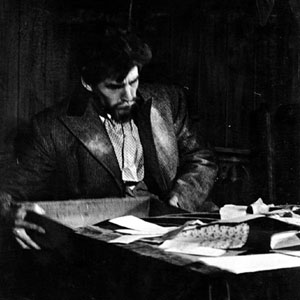 1960, THE WILD DUCK: Youre a wretch, Relling. And a scoundrel, thats what you are -- shameless and treacherous -- I wish to heaven I could get someone to kill you! Act V. Ekdal (Ian McKellen)  
