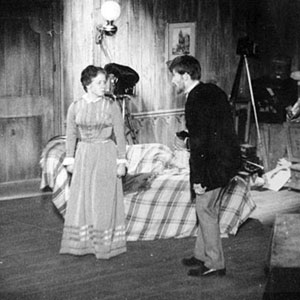 1960, THE WILD DUCK: You dont know that? Gina (Jill Daltry), Hjalmar (Ian McKellen), Gregers (Corin Redgrave)  