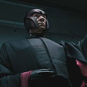 Magneto (Ian McKellen) and Pyro (Aaron Stanford)