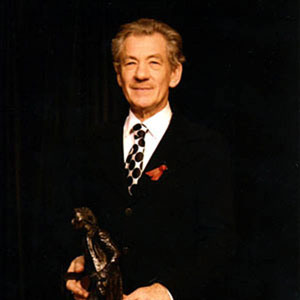 2006,   Lyceum Theatre, London,13  February 2006, with statue of Henry Irving for unveiling of historic plaque  