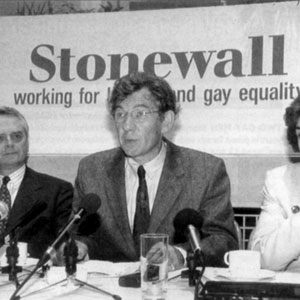 12 January 1994<br>Its Time For a Change: Sir Ian McKellen, founder member of Stonewall Group, and MPs Edwina Currie and Robert Maclennan, unveil their Criminal Justice Bill amendment to equalise the gay age of consent.