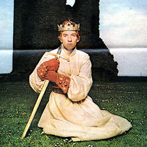 1970, RICHARD II (1970): King Richard for BBC TV  - Photo by Radio Times