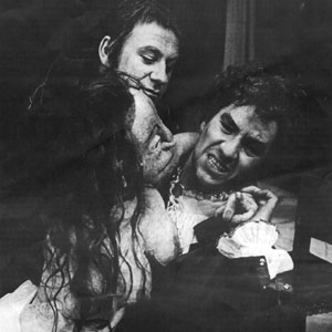 Mephistophiles (Emrys James), Lechery (puppet) and Faustus (Ian McKellen)